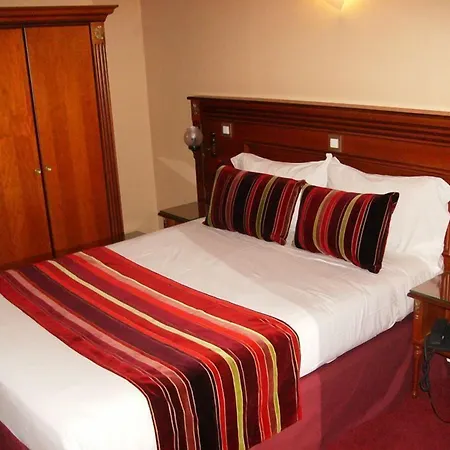 Du Val De Seine Hotel